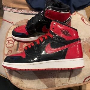 Nike air Jordan 1 bred Sz 5.5y used ❤️🖤